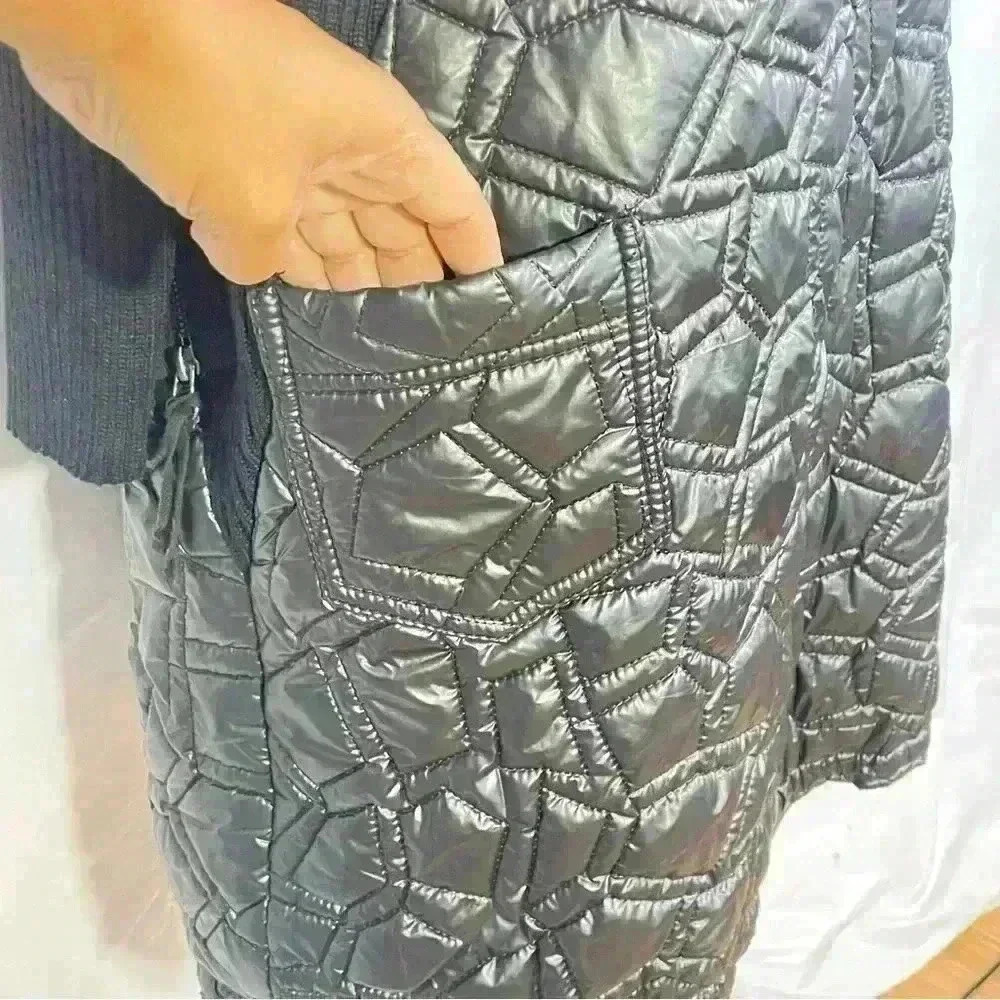 LAFLAMME FOURRURE  GLOSSY QUILTED TRENCH GORGEOUS COAT SLEEVES SIZE M - Picture 12 of 16